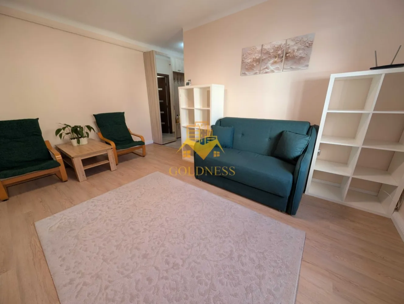 2 camere, Ultra Central, Nicolae Titulescu, Constantin Papilian