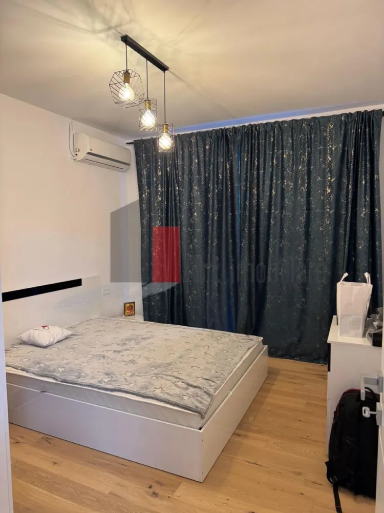Apartament 3 camere Crângași -Grozavesti - Politehnica - cu loc de parcare - Va propunem spre vanzare partament modern, situat în complexul Trio Bridge View, construit în 2023. 
Locuința se află la etajul 1 și are o suprafață utilă de 68,47 mp.

Compartimentare eficientă, ideală atât pentru locuit, cât și pentru investiție.

Se vinde complet mobilat și utilat, exact ca în poze – gata de mutare imediată, fără investiții suplimentare.

Detalii:
- 3 camere
- Etaj 1
- Suprafață utilă: 68,47 mp
- Bloc construit în 2023
- Loc de parcare subteran inclus in pret