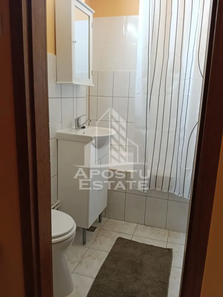 Garsoniera confort 1,Zona Confectii - Apostu Estate vă oferă spre închiriere o garsonieră confort 1, luminoasă și primitoare, situată într-o zonă excelentă, aproape de Facultatea de Medicină.
Garsoniera este ideală pentru studenți sau pentru o persoană care își dorește confort și acces rapid către principalele puncte de interes ale orașului.
Avantaje:
Garsonieră confort 1;
Luminoasă și bine compartimentată;
Aproape de Facultatea de Medicină;
La câteva minute de stația de tramvai și de alte mijloace de transport în comun;
În apropierea parcurilor, magazinelor, farmaciilor și altor facilități.
Pentru mai multe informații sau pentru programarea unei vizionări, vă stăm la dispoziție!
CP3216258