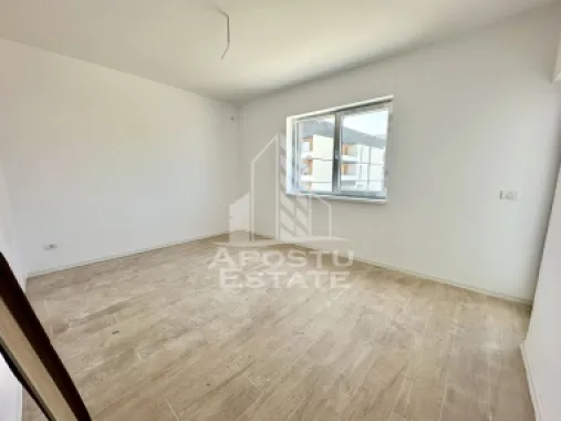 Apartament cu 2 camere, decomandat, zona Planetelor