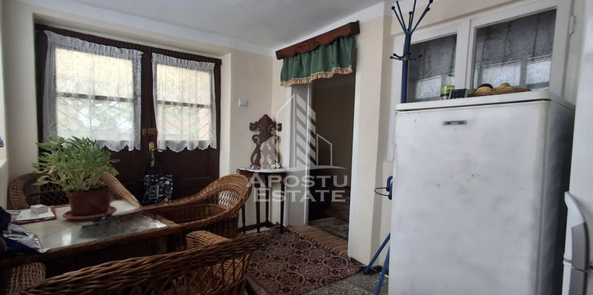 Casa 4 camere,Teren 360 mp Micalaca Garaj, Gradin