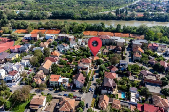 Oportunitate rară în cea mai exclusivistă zonă din Arad, Zona Gloria