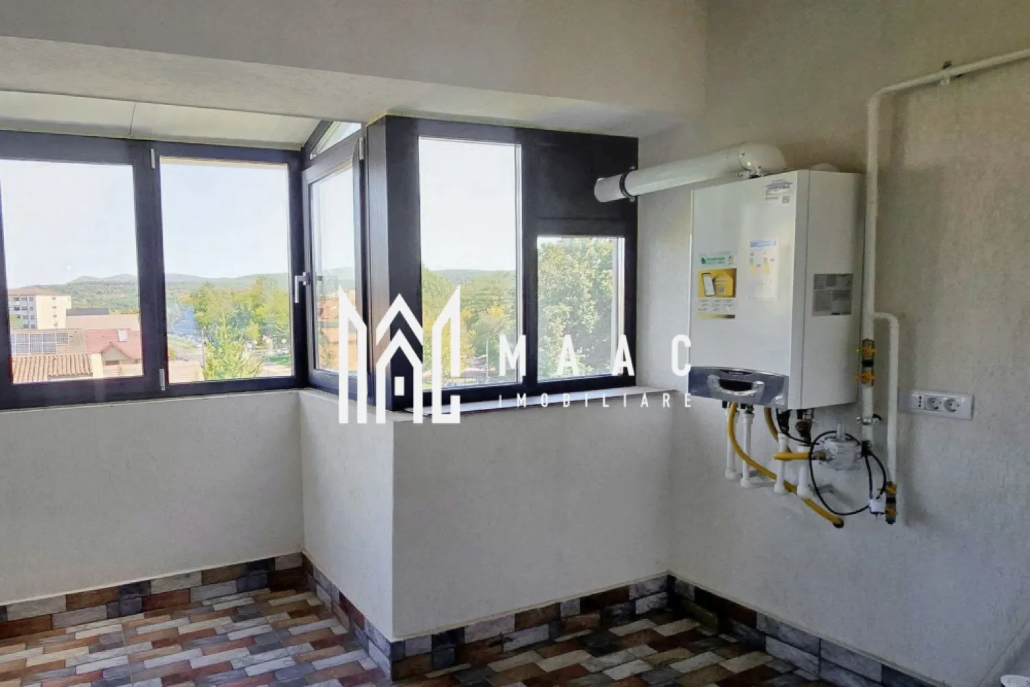 Apartament 3 camere | Bloc Nou | Zoo Valcea | Etaj 3 | 93MP