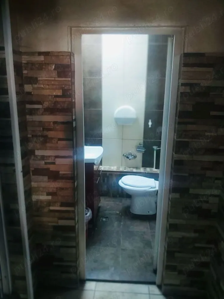 BRASADAS închiriază Sp Com 200mp fost restaurant Sect. 2
