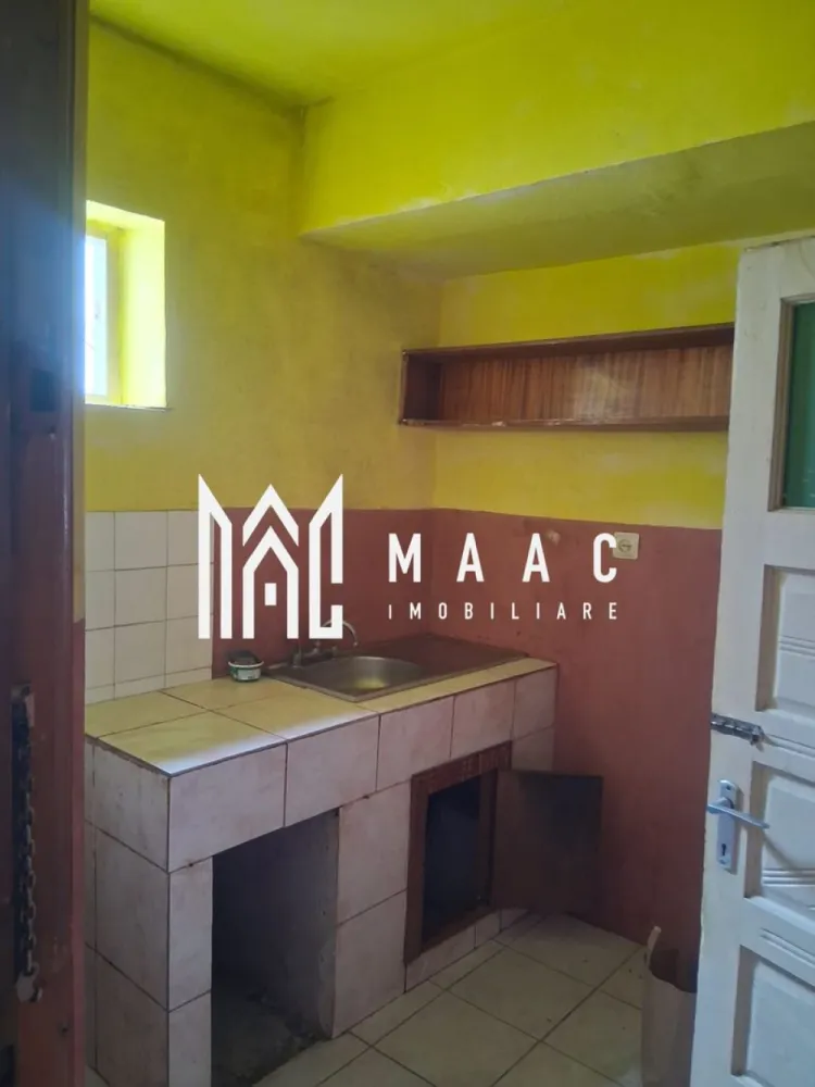 Garsonieră Ostroveni | etaj 3 | 21 mp | - MAAC IMOBILIARE vă propune spre vânzare o garsonieră situată la etajul 3, în cartierul Ostroveni din Râmnicu Vâlcea, o zonă apreciată pentru accesibilitate și facilități.
Locuința are o suprafață utilă de 21 mp și se află în imediata apropiere a pieței Ostroveni, beneficiind de acces rapid către școli, grădinițe, licee și diverse magazine, fiind ideală atât pentru locuit, cât și pentru investiție.
Garsoniera este nerenovată, oferind viitorului proprietar oportunitatea de a o amenaja și personaliza complet după propriul gust și necesități.
Datorită poziționării avantajoase și a potențialului de amenajare, această proprietate reprezintă o alegere excelentă pentru cei care caută un spațiu compact într-o zonă bine dezvoltată.
Pentru mai multe detalii și vizionări, nu ezitați să ne contactați! MAAC IMOBILIARE
CP2996187