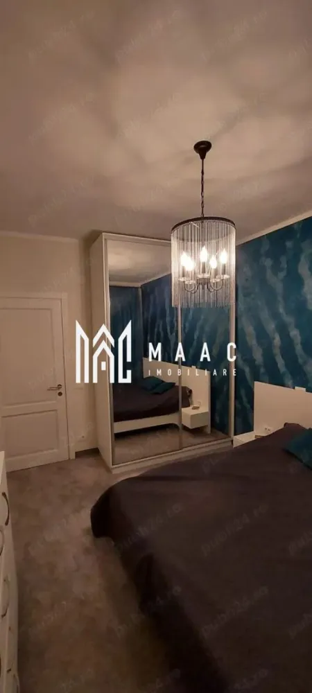 Apartament 3 camere | 54 MP | Grădină 35 mp | Cartier Kastani - MAAC Imobiliare vă propune spre vânzare un apartament modern cu 3 camere, situat la parter.

Imobilul este construit în anul 2018 și beneficiază de o compartimentare eficientă, cu doar doi pereți exteriori, ceea ce contribuie la un confort termic ridicat.

Caracteristici principale
 • Suprafață utilă: 54 mp
 • Grădină privată: aproximativ 35 mp
 • Parter
 • Loc de parcare inclus (în fața apartamentului)

Compartimentare
 • living cu bucătărie open-space
 • 2 dormitoare
 • baie
 • hol de acces

Accesul în grădină se face direct din dormitorul matrimonial, oferind un spațiu ideal pentru relaxare, zonă verde sau barbeque.

Dotări și finisaje
 • încălzire în pardoseală (centrală nouă – ianuarie 2026)
 • tâmplărie PVC cu izolație termică și fonică
 • izolație exterioară cu polistiren de 10 cm și finisaj Caparol
 • finisaje interioare realizate cu produse Oskar și Caparol
 • mobilă realizată la comandă din MDF și PAL
 • uși interioare din lemn, realizate pe comandă
 • mochetă premium în dormitoare
 • gresie în living, bucătărie, baie și hol

Orientare
 • dormitoarele: est (răsărit)
 • livingul, bucătăria și baia: vest (apus)

Avantaj investițional

Apartamentul este închiriat în prezent, cu contract valabil până la 05.12.2026, către o familie stabilă de aproximativ 3 ani, oferind posibilitatea de preluare a chiriașilor și generare imediată de venit.

Alte avantaje
 • zonă liniștită, cartier nou
 • acces facil către punctele de interes din oraș
 • ideal atât pentru locuit, cât și pentru investiție

Pentru mai multe detalii sau pentru programarea unei vizionări, vă rugăm să ne contactați și să menționați ID-ul proprietății: CP2982586.