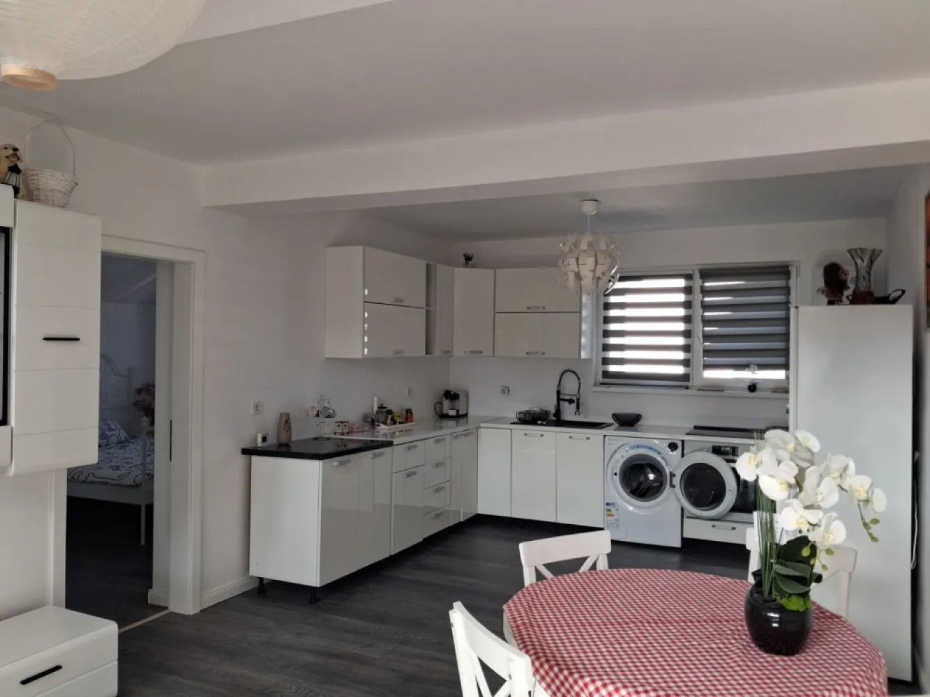 🏡 BRASADAS vinde U R G E N T DUPLEX in cart. PRIETENIA.