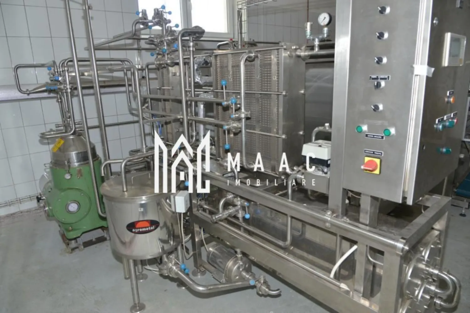 Fabrica de lactate utilata Sibiu - Agentia Imobiliara Maac va propune spre vanzare fabrica de lactate complet utilata compusa din D+P+E+M situata in Judetul Sibiu.

Nu se vinde pe bucati ! Utilajele se vand doar la pachet ! 

Fabrica de lactate de vanzare in Judetul Sibiu complet utilata .

Parter:suprafata totala 540 mp

A.Receptie lapte:

Utilaje -galactometru

-2 tancuri stocare de 5000l/buc

B.Sala tratament si imbuteliere lapte

Utilaje -separator grasimi cap.2500 l/h

-pasteurizator cu placi cap.2500 l/h

-omogenizator

-3 vane stocare cap 800 l/buc

-masina ambalat lapte la punga cap.1800 l/h

C.Produse proaspete(iaurt,smantana,sana etc)

Utilaje: -3 vane stocare cap.1000 l/buc

-masina ambalat produse proaspete la pahare cap.2800/buc

D.Branzeturi (cascaval,telemea etc)

Utilaje -2 vane inchise automatizate 1800 l/buc

-presa hidraulica pentru cas

-masina taiat cas-baschiu

-vana topire cas-baschiu

E.Maturare-zvantare

F.Maturare G.Ambalare

Utilaje -masina de vidat

H.Branza topita (2 camere)

Utilaje -oala topire cap.80 l

-masina de tocat

-masina de ambalat si clipsat

I.Grup sanitar

J.Birou sef productie

K.Apa-gheata

L.Hol

M.Camera refrigerare capacitate 120 mc

Mansarda:suprafata totala 540 mp + pod 540 mp

A. Productie:

- vestiar filtru barbati

-vestiar filtru femei

-sala de mese

-spalatorie

-uscatorie

-grup sanitar

-laborator 1

-laborator 2

B. Administrativ:

-birou medic veterinar

-2 birouri

-apartament serviciu: -2 camere

-bucatrie

-baie + wc serviciu

-balcon

Demisol-Suprafata 280 mp

A.Magazii 3 camere

B.Camera congelare capacitate 25 mc

C.Camera productie

D.Camera productie

E.Grup sanitar

F.Hol

Demisol 2 suprafata 350mp

A.Camera

B.Camera instalatii apa si stocare cap.8000l

C.Camera

UTILITATI:

-racord gaze naturale

-racord energie electrica

-apa

-canalizare-statie epurare proprie

-lift persoane-marfa pe 4 nivele

5.Centrala termica

-cazan de abur tehnologic FERROLI

TIP.VAPOPREX 600 de 12 bari

-cazan pentru incalzit si apa calda WEISSMANN cu putere reglabila 120-160w

-boiler apa calda cap 300 de litri

MEMORIU

Fluxul tehnologic si utilajele sunt in conformitate cu normele U.E ,fabrica si utilajele sunt noi!

FIRMA ESTE AUTORIZATA;

-sanitar-veterinar-AUTORIZATA PENTRU COMERT INTRA COMUNITAR

-sanatate-publica

-protectia mediului

-gospodarirea apelor

-consiliul local

-certificare ISO si implementare HACCP

Suprafata caladiri+teren(curte)1329 mp

-curte 1 –pt livrari produs finit

-curte 2-receptie marfa;

-centrala termica.

-spatiu spalare masini.

-Statie epurare.

Pentru mai multe detalii va rog specificati CP2996709 la telefon .