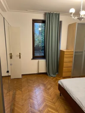 BRASADAS închiriază ap 2 cam decomandat, Primăverii.
