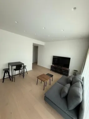 Închiriere apartament 2 camere cu vedere spectaculoasă la Sky Tower şi Promenada