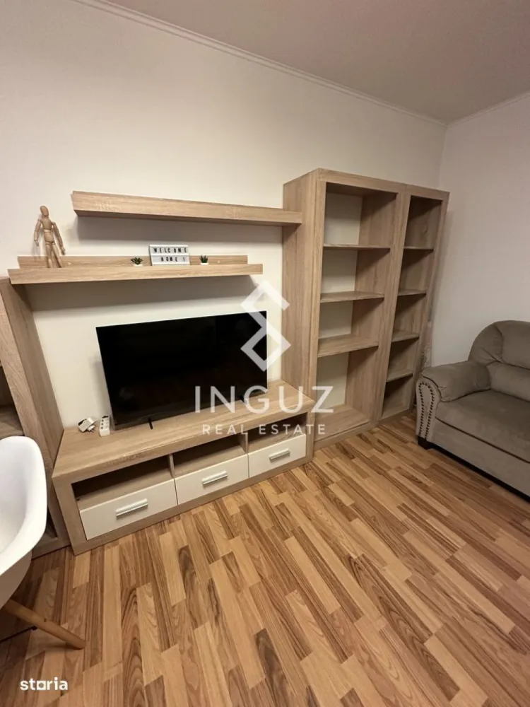 Apartament 3 camere de închiriat | Nicolae Grigorescu – Titan - Apartament 3 camere de închiriat | Nicolae Grigorescu – Titan

📍 Sector 3 – zona Titan / Nicolae Grigorescu
La doar 7 minute de metrou Nicolae Grigorescu

📐 Detalii apartament:
3 camere
Suprafață: 70 mp
Compartimentare: decomandat
Etaj: 5 / 8
Complet mobilat și utilat
⚙️ Dotări și beneficii:

✔ Aer condiționat
✔ WiFi
✔ Dressing mare pe toată lungimea holului
✔ Bucătărie complet utilată (frigider, aragaz, cuptor, mașină de spălat vase)
✔ Mașină de spălat rufe
✔ Televizoare în camere
✔ Balcon închis (extensie bucătărie)
✔ Costuri de întreținere reduse
✔ Apartament izolat (cald iarna)

📍 Localizare excelentă:
4 min – Profi
5 min – piață agroalimentară
15 min – Parcul IOR
Transport: metrou, tramvai 27, autobuze 102, N111, N113, N103
Școli: 92, 112, 20
Grădinițe: 232, 241, 211
💡 Avantaje:

✔ Zonă curată și liniștită
✔ Bloc anvelopat
✔ Ideal pentru familie
✔ Acces rapid către toate punctele de interes

💰 Preț: 540 € / lună (negociabil)

💰 Garanție: 1 lună
💰 Comision: 50%

📞 +40 774 017 567
📞 +40 724 922 092
✉️ info.inguzrealestate.com

Inguz Real Estate
Simplu. Rapid. Fără pierdere de timp.