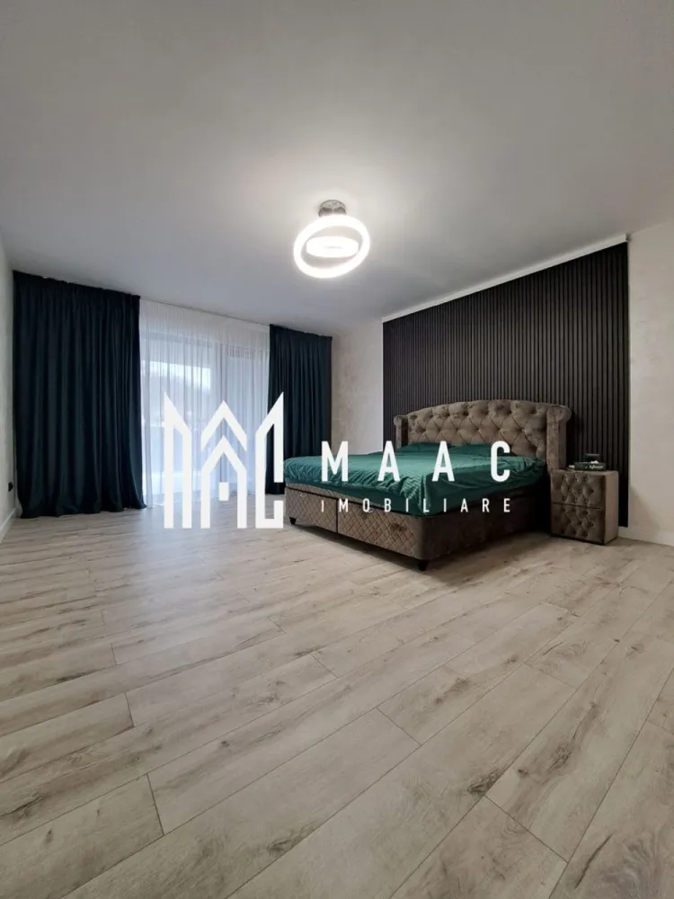 Casa deosebita P+E |mobilata si utilata| teren 1277mp| Vladești - MAAC IMOBILIARE vă propune spre vânzare o proprietate de excepție, situată stradal în Vlădești, județul Vâlcea
Descoperă o locuință completă, unde spațiul generos, compartimentarea inteligentă și poziționarea excelentă se îmbină perfect pentru a crea un cămin ideal pentru o familie.
Amplasată stradal, într-o zonă excelentă, cu acces rapid către oraș și toate facilitățile necesare, casa îmbină perfect eleganța, spațiul generos și confortul modern.
Casa construita in anul 2025, dispune de toate utilitățile (apă, gaz, curent electric, canalizare), asigurând confortul necesar unei locuințe moderne.
Localizare premium:
Imobilul este amplasat la strada principală, într-o zonă extrem de accesibilă, având în imediata apropiere toate punctele de interes necesare, dar si acces rapid către Râmnicu Vâlcea.
Detalii proprietate:
Regim de înălțime: Parter + Etaj
Suprafață totală: 410 mp
Teren: 1.277 mp
Construcție solidă, bine compartimentată
Proprietate intabulată, cu acte la zi
Compartimentare – Parter:
Parterul este gândit pentru zona de zi și activitățile comune:
Living generos (40,6 mp) – spațiu luminos, ideal pentru relaxare și socializare
Bucătărie spațioasă (18,4 mp) – complet mobilată și utilată
Birou (17 mp) – perfect pentru work-from-home
Baie + grup sanitar
Debara / spații de depozitare
Hol amplu + casa scării (19,9 mp)
Terasă (32,3 mp) – ideală pentru petrecerea timpului liber
Compartimentare – Etaj:
Zona de noapte oferă confort și intimitate:
3 dormitoare (inclusiv unul matrimonial foarte generos de 26,6 mp)
2 dressinguri
3 băi – pentru confort maxim
Hol spațios (19,1 mp)
Terasă mare (41,5 mp) – priveliște deschisă, perfectă pentru relaxare
Exterior și facilități:
Curte generoasă, ideală pentru amenajare grădină, foișor sau zonă de relaxare
Anexă gospodărească (27,8 mp) – perfectă pentru depozitare sau diverse activități
Acces facil auto în curte
Proprietate ce oferă intimitate și multiple posibilități de amenajare
✅ Avantaje majore:
✔ Locație excelentă – stradal
✔ Casă complet mobilată și utilată
✔ Nu necesită investiții – mutare imediată
✔ Compartimentare ideală pentru familie numeroasă
✔ Suprafață mare utilă + teren generos
✔ Potrivită atât pentru locuință, cât și pentru investiție (ex: pensiune, sediu firmă)
Această proprietate reprezintă o oportunitate rară pe piață — o casă spațioasă, modernă și bine poziționată, pregătită să devină „acasă” fără niciun compromis.
📞 Pentru detalii suplimentare și programarea unei vizionări, contactați echipa MAAC IMOBILIARE!
CP3004798