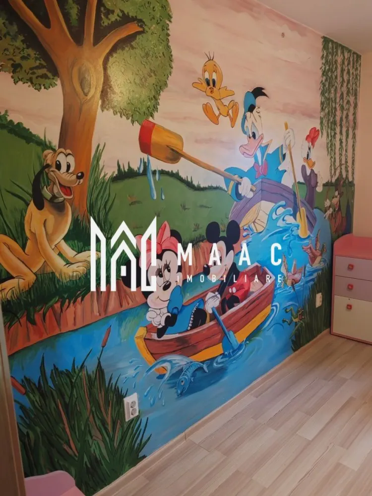 Apartament 3 camere | 54 Mp | Zona Selimbar - MAAC Imobiliare vă propune spre vânzare un apartament deosebit, situat în Șelimbăr, pe strada Pictor Brana.
Imobilul are o suprafață utilă de 54 mp și dispune de balcon, oferind un spațiu suplimentar ideal pentru relaxare.

Apartamentul se vinde complet mobilat și utilat, fiind pregătit pentru a fi locuit imediat.
Localizarea este excelentă – în apropierea mall-ului, magazinelor și altor puncte de interes, la doar 5 minute de municipiul Sibiu.

Pentru informații suplimentare și programarea unei vizionări, vă rugăm să ne contactați menționând ID:CP2813096