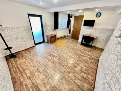 3 camere, PET FRIENDLY, parcare, curte, UMF, zona Hasdeu, Piezisa