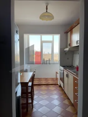 3 camere vizavi de parcul Plumbuita