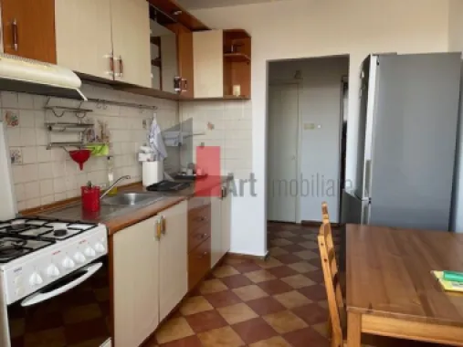 3 camere vizavi de parcul Plumbuita