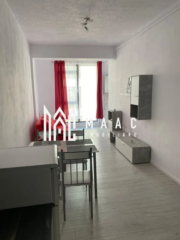 Apartament 2 camere | 41 mp | Decomandat | Selimbar - MAAC Imobiliare vă propune spre vânzare un apartament cu 2 camere, ideal pentru locuit sau investiție, cu disponibilitate imediată.

Dotări și facilități
 aer condiționat
 aragaz, hotă, frigider
 mașină de spălat rufe
 mașină de spălat vase
 TV
 cabină de duș / cadă (în funcție de configurare)

Avantaje
 compartimentare eficientă
 ideal pentru prima locuință sau investiție
 acces facil către puncte de interes
 disponibil imediat – gata de tranzacționare

Această proprietate este o alegere practică pentru cei care caută un apartament accesibil și bine compartimentat.

Pentru mai multe detalii sau pentru programarea unei vizionări, vă rugăm să ne contactați și să menționați ID-ul proprietății: CP3006961.