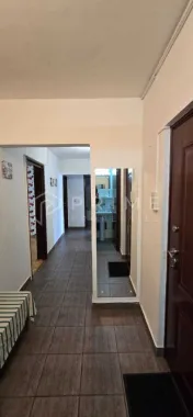 Apartament 3 camere, decomandat – Zonă liniștită în Cartierul Tudor