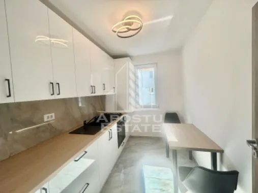 Apartament 1 camera de inchiriat, loc de parcare, Giroc