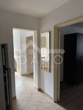 Apartament 2 camere decomandat, zona Aleea Cornisa