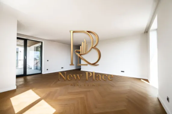 Logo NEW PLACE REAL ESTATES logo