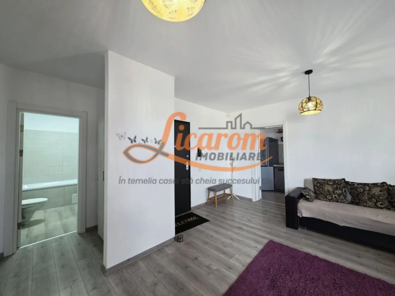 Apartament 2 camere, mobilat, lift, parcare, animale,Cristian BV