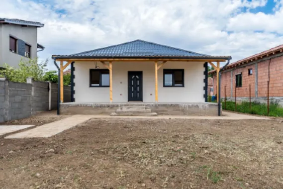 Casă nouă 4 camere, ideală pentru familie. Toate utilitățile