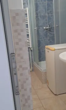 De vanzare apartament cu o cameră str. Brăilei, et. 7, 58.000 euro