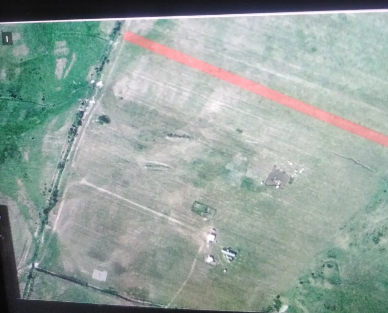 Teren extravilan sebes alba - Vând teren extravilan în Sebeș 3900mp cu deschidere 11.5m în zona salane dincolo de calea ferată paralel cu o carmangerie terenul este drept și plat ideal pentru investiție. Pentru detalii va rog să mă contactați telefonic la 0753471472&nbsp;