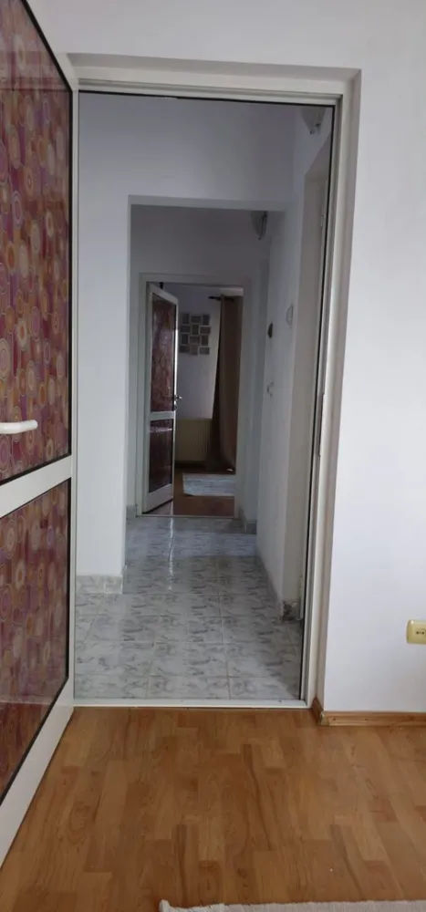 De inchiriat apartament spatios, zona Garii, et. 3, 490 euro negociabil