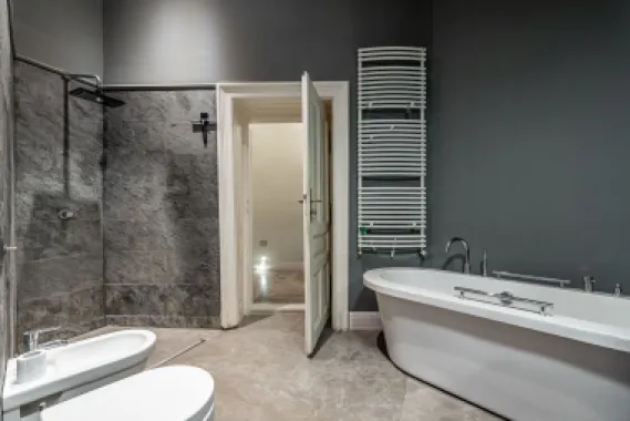 Apartament spatios cu 3 camere de LUX pe Metianu Comision 0