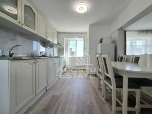 Apartament doua camere,Zona Vlaicu