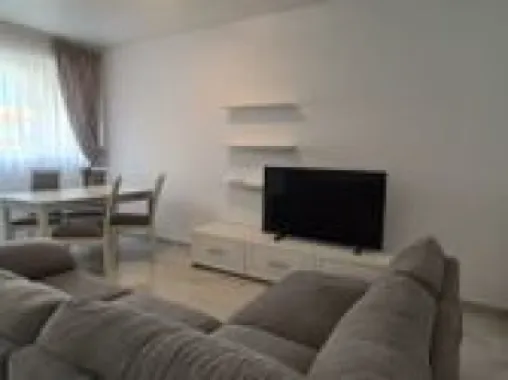 De inchiriat apartament cu 2 camere, Parter, Micro 17, 550 euro