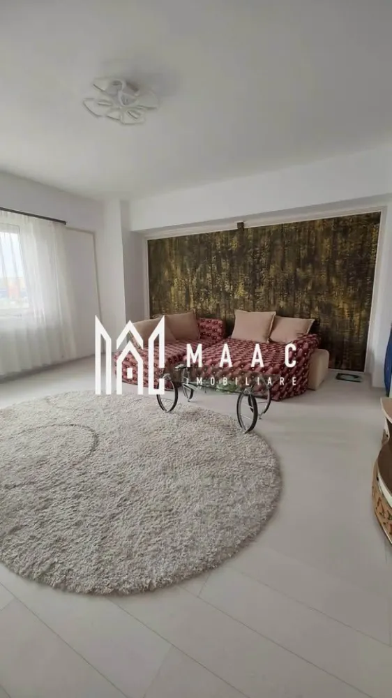 Apartament 2 Camere I Decomandat I Etaj 3 I Mihai Viteazu - Maac Imobiliare vă propune spre vânzare un apartament de 2 camere decomandat, situat la etajul 3/17 al unui imobil din Selimbar, zona Mihai Viteazu - in apropiere de Lidl.

Apartamentul este extrem de spațios și include hol de intrare, living generos, dormitor confortabil, bucătărie separată, baie dotata cu cada și un balcon spațios.

Aferente: loc de parcare.

Imobilul a fost recent renovat și se prezintă în stare excelentă, fiind gata de locuit.

Apartamentul este luminos, aerisit și oferă un mediu plăcut și confortabil.

Zona beneficiază de acces ușor la mijloacele de transport în comun și se află în apropierea diverselor magazine și restaurante, iar apropierea de Lidl și de centrul orașului adaugă un plus de confort și comoditate.

Disponibil imediat!

Pentru mai multe informații sau pentru a stabili o vizionare, nu ezitați să ne contactați, specificând ID: CP3008669