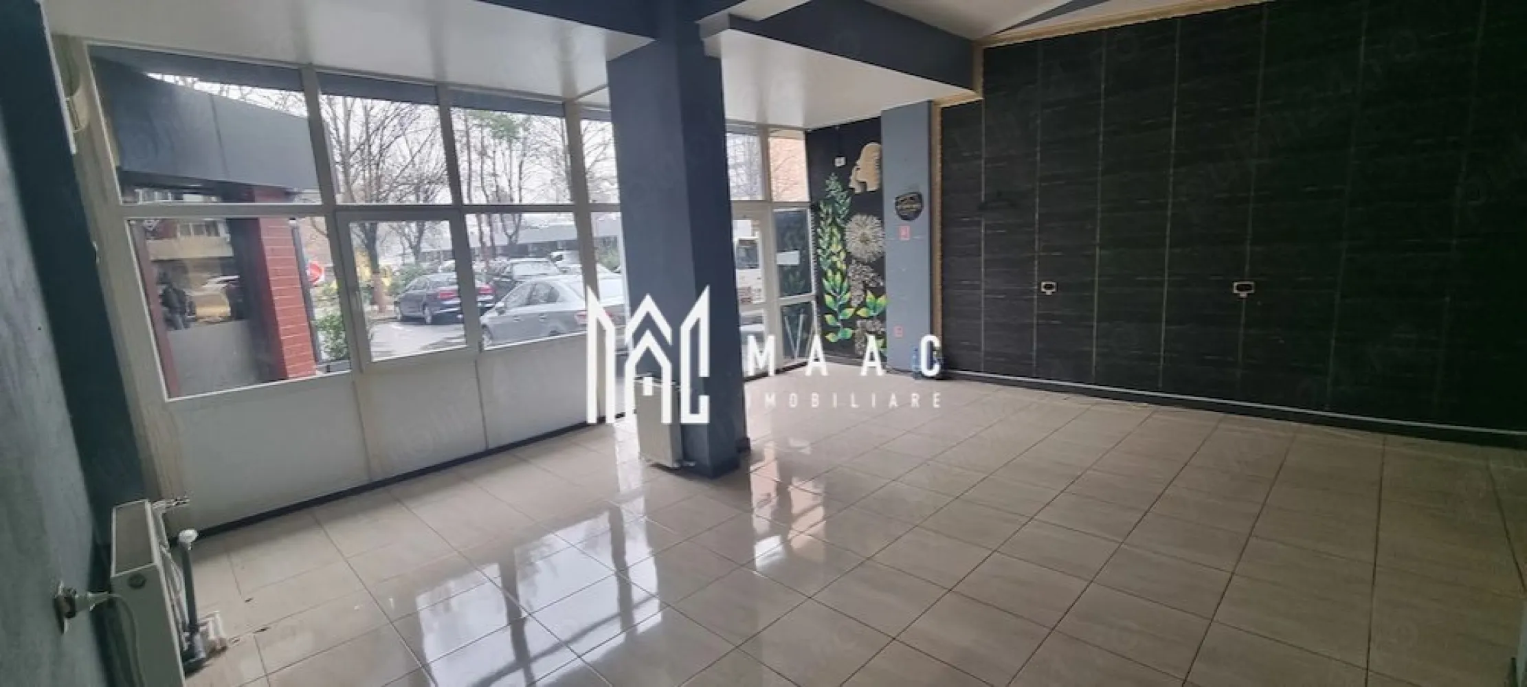MAAC Imobiliare propune spre închiriere un spațiu comercial cu suprafața de 50 m - MAAC Imobiliare propune spre închiriere un spațiu comercial cu suprafața de 50 mp, ideal pentru desfășurarea diverselor activități comerciale sau de servicii.
Spațiul este eficient compartimentat și este compus din:
zonă de vânzare / spațiu comercial
birou
grup sanitar
Proprietatea oferă un mediu funcțional și ușor adaptabil, fiind potrivită pentru multiple tipuri de afaceri.

Pentru mai multe informații sau pentru programarea unei vizionări, echipa MAAC Imobiliare vă stă cu plăcere la dispoziție!