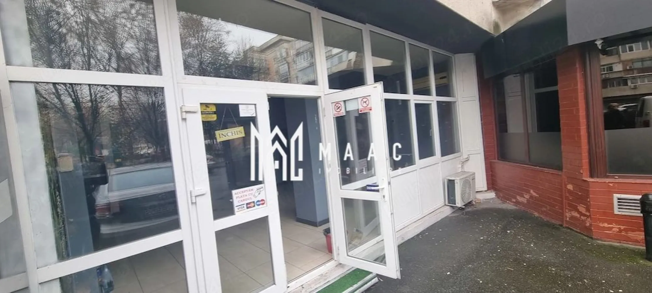 MAAC Imobiliare propune spre închiriere un spațiu comercial cu suprafața de 50 m - MAAC Imobiliare propune spre închiriere un spațiu comercial cu suprafața de 50 mp, ideal pentru desfășurarea diverselor activități comerciale sau de servicii.
Spațiul este eficient compartimentat și este compus din:
zonă de vânzare / spațiu comercial
birou
grup sanitar
Proprietatea oferă un mediu funcțional și ușor adaptabil, fiind potrivită pentru multiple tipuri de afaceri.

Pentru mai multe informații sau pentru programarea unei vizionări, echipa MAAC Imobiliare vă stă cu plăcere la dispoziție!