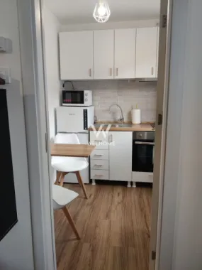 Garsoniera renovata, etaj intermediar, Sibiu