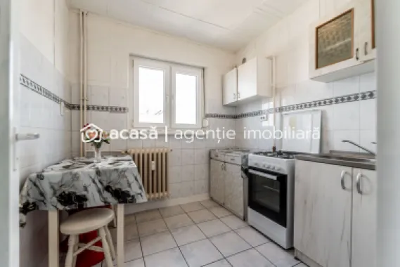VANDUT! Apartament 2 camere decomandat - Romanilor - COMISION 0