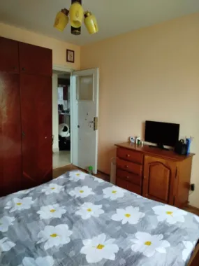 Apartament de vânzare – 3 camere, Piața Centrală, etaj 3