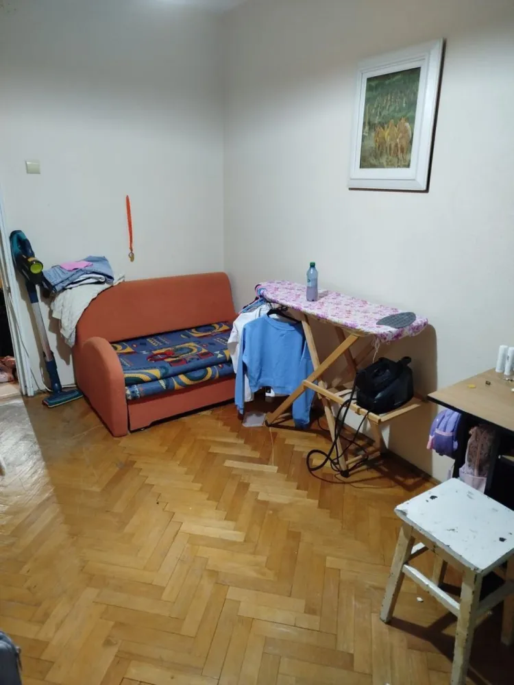 Apartament de vânzare – 3 camere, Piața Centrală, etaj 3