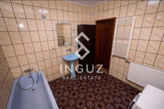 Casă de închiriat | Zona Obor – Colentina | Curte proprie + Parcare