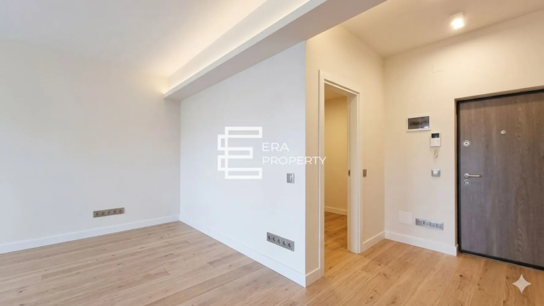 Apartament studio 40 mp, zona Brana Selimbar - Apartament studio 40 mp, zona Brana Selimbar

Apartament studio de 40 mp, cu balcon de 3,35 mp într-un ansamblu rezidențial modern și căutat. Locuința este compartimentată eficient și include: cameră, bucătărie, baie, hol și balcon .

Apartamentul se predă la stadiul de alb: 
*Pereți tencuiți și gletuiți, pregătiți pentru vopsea/lavabilă
*Uși și ferestre montate 3 foi de sticla , 5 camere.
*Instalații electrice si sanitare trase pe poziție .
*Centrală, incalzire in pardoseala.
*Șapă elicopterizata.
* Contoare de utilități (apă, gaz, curent)

- Loc de parcare inclus în preț
Ideal pentru locuit sau pentru investiție, într-o zonă liniștită, dar cu acces facil către toate punctele de interes din oraș.
Ansamblul rezidențial include loc de joacă pentru copii, spații verzi, alei de promenadă și iluminat stradal, fiind un loc ideal pentru relaxare.
Mod de plata agreat: cash/credit bancar.

*Pozele sunt cu titlu de prezentare!

Pret : 82000 euro
Tel: 0772 298 572

Ansamblu rezidențial format din 6 blocuri elegante, situat pe strada Nicolae Brana, în zona de Sud-Est a Sibiului, la doar câteva minute de Shopping City și LIDL.

✔️ Apartamente cu 1, 2 și 3 camere (37 – 74 mp)
✔️ Lift, parcare inclusă, spații comerciale și loc de joacă
✔️ Finisaje premium: încălzire în pardoseală, centrală proprie, tâmplărie Salamander cu 3 foi de sticlă
✔️ Fațade decorative, izolație termică completă
✔️ Acces securizat, drumuri asfaltate, contorizare separată
✔️ Aproape de transport public, școli și zone comerciale

📍 Locație: Șelimbăr – acces rapid către Sibiu și facilități urbane complete