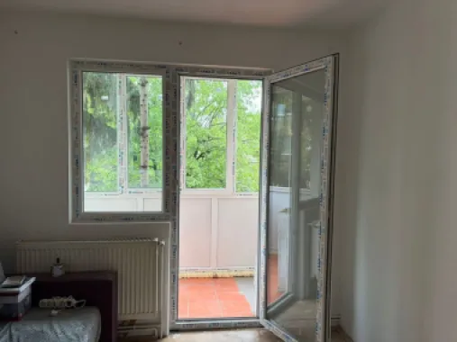 Dâmbu – Apartament 3 camere, etaj 2/4, balcon