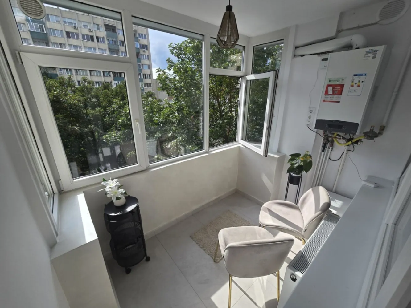 Apartament 2 camere,50mp+balcon,mobilat si utilat,lift nou