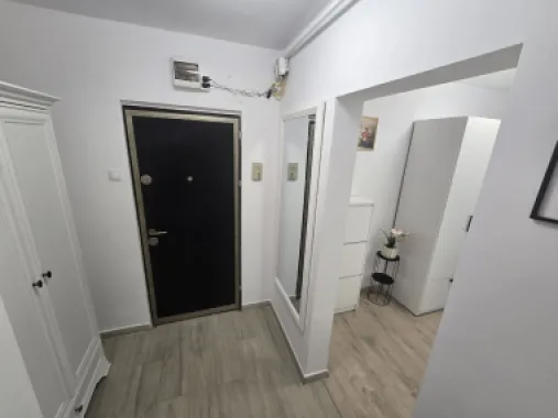Apartament 2 camere,50mp+balcon,mobilat si utilat,lift nou