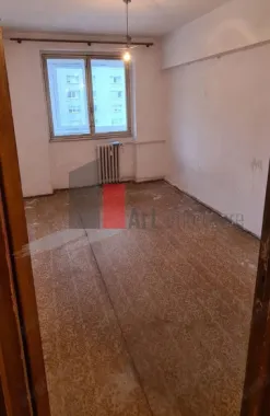 APARTAMENT 3 CAMERE LACUL TEI