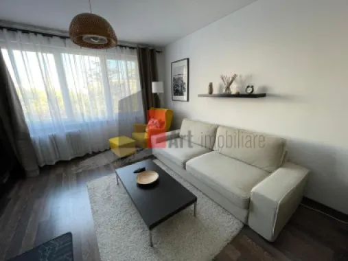 APARTAMENT 2 CAMERE -SALA PALATULUI
