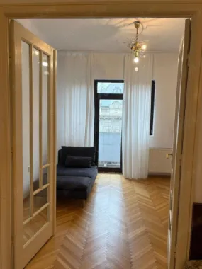 Ultracentral 4 camere