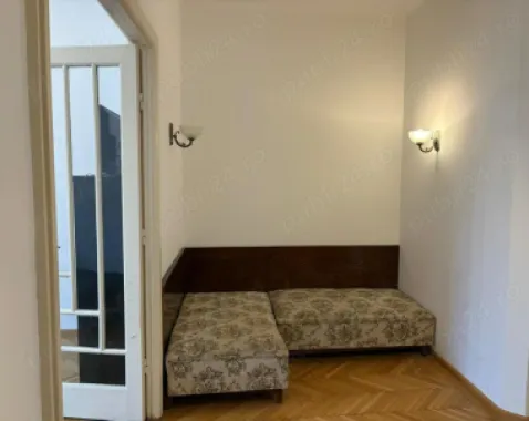 Ultracentral 4 camere
