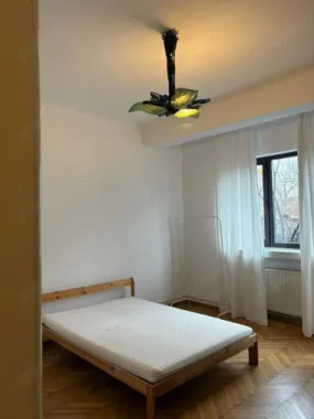 Ultracentral 4 camere